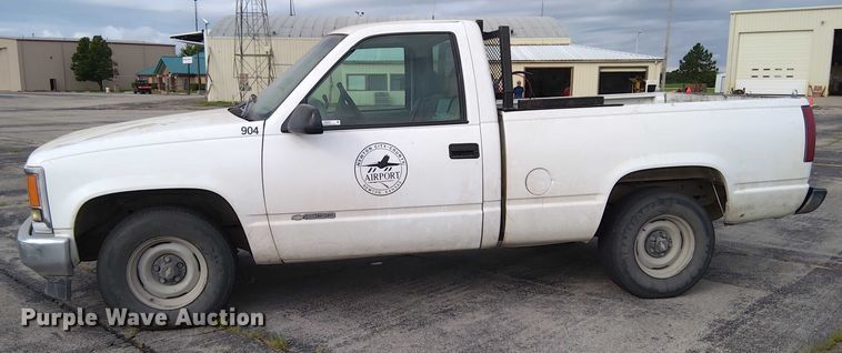 image for item EM8035 1998 Chevrolet 1500 pickup truck