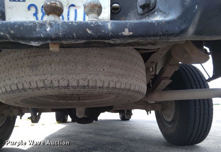 image for item EM8035 1998 Chevrolet 1500 pickup truck