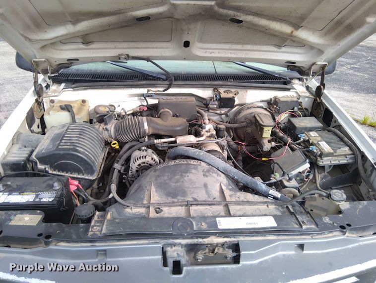 image for item EM8035 1998 Chevrolet 1500 pickup truck