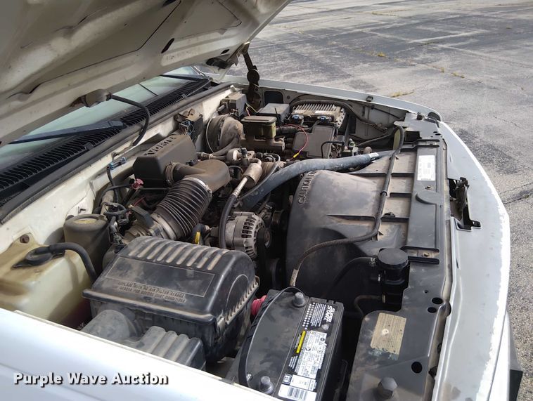 image for item EM8035 1998 Chevrolet 1500 pickup truck