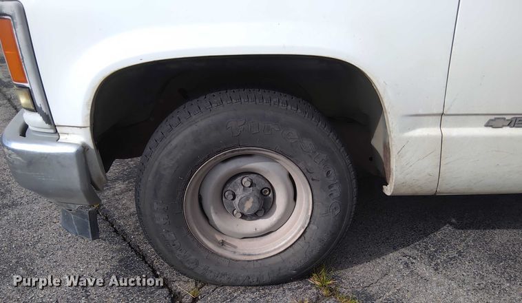 image for item EM8035 1998 Chevrolet 1500 pickup truck