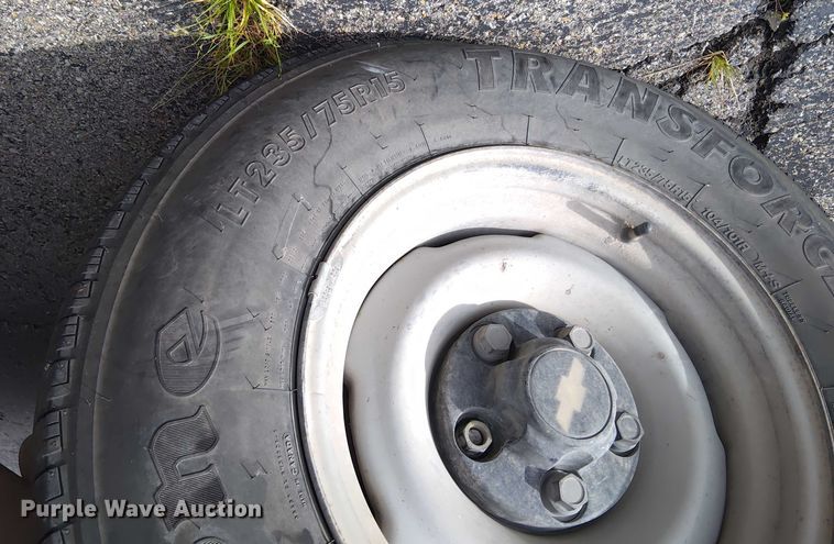 image for item EM8035 1998 Chevrolet 1500 pickup truck