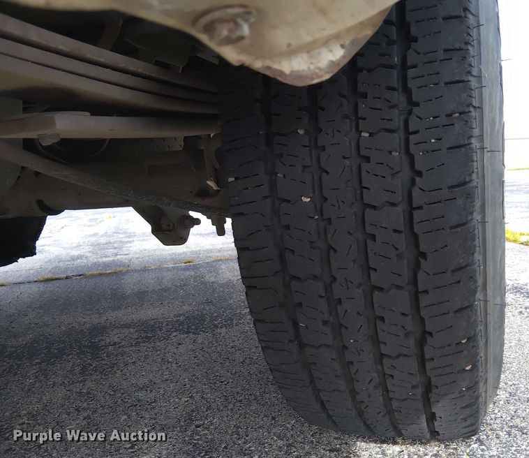 image for item EM8035 1998 Chevrolet 1500 pickup truck