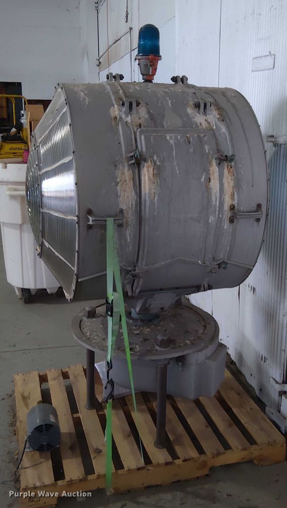 image for item EM8036 Crouse-Hinds DCB 35 rotating beacon