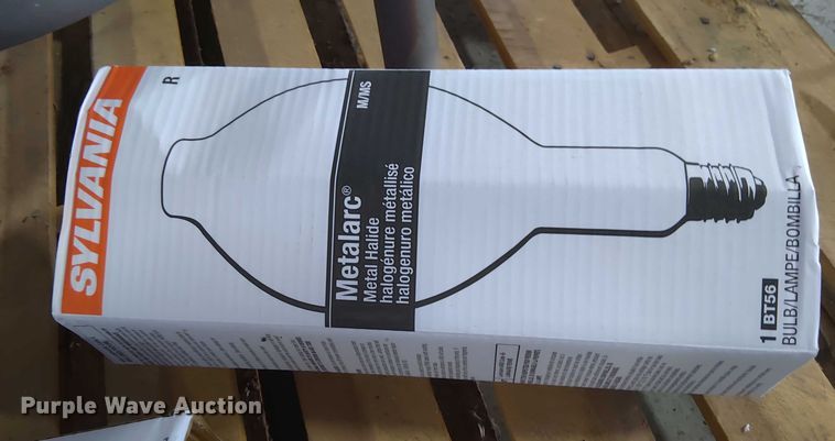 image for item EM8036 Crouse-Hinds DCB 35 rotating beacon