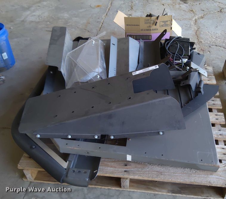 image for item EM8046 Law enforcement equipment