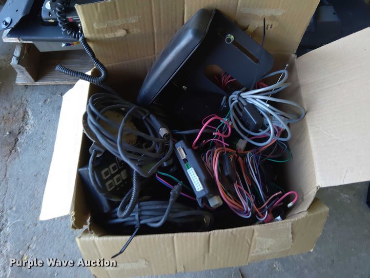 image for item EM8046 Law enforcement equipment