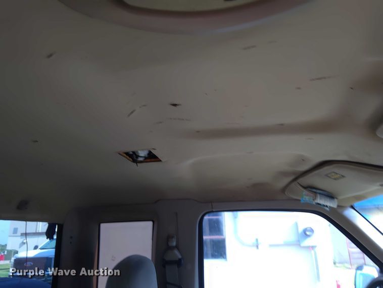 image for item EM8049 1997 Ford Ranger XLT SuperCab pickup truck