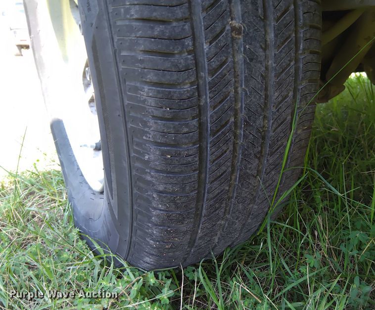 image for item EM8049 1997 Ford Ranger XLT SuperCab pickup truck