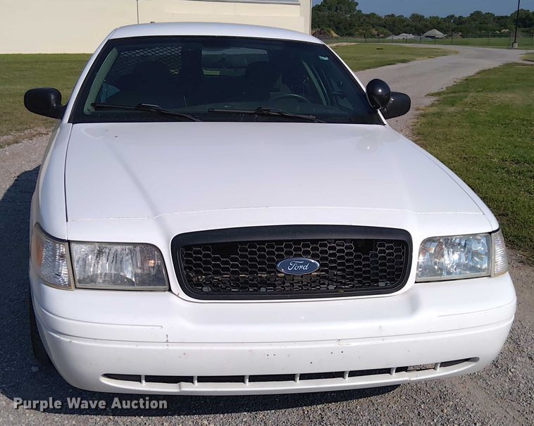 image for item EM8050 2009 Ford Crown Victoria Police Interceptor 