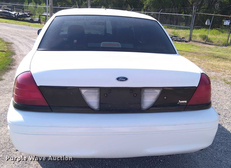 image for item EM8050 2009 Ford Crown Victoria Police Interceptor 