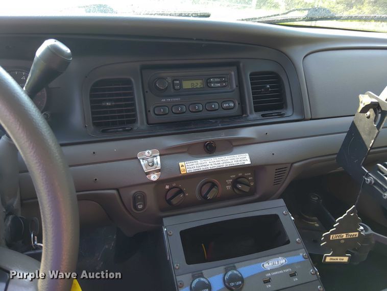 image for item EM8050 2009 Ford Crown Victoria Police Interceptor 