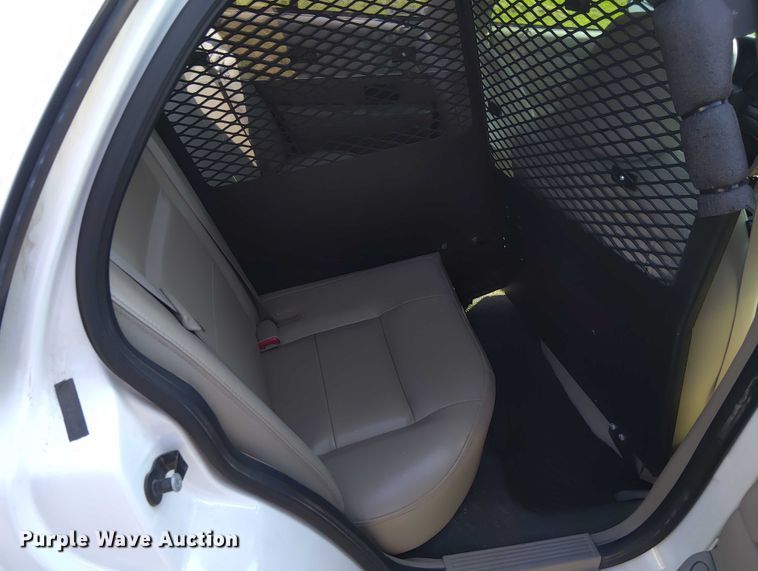 image for item EM8050 2009 Ford Crown Victoria Police Interceptor 