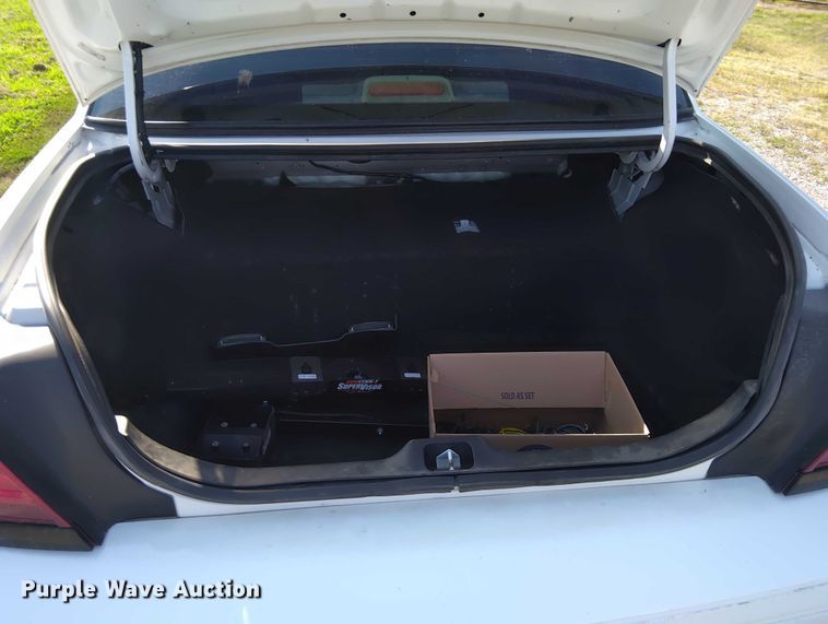 image for item EM8050 2009 Ford Crown Victoria Police Interceptor 