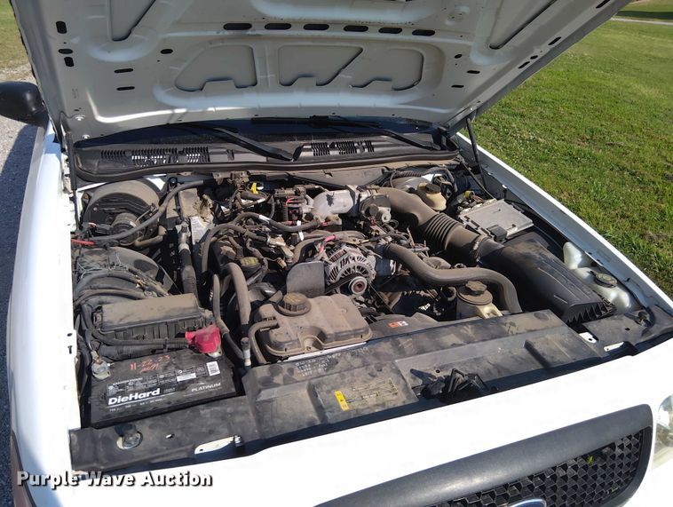 image for item EM8050 2009 Ford Crown Victoria Police Interceptor 