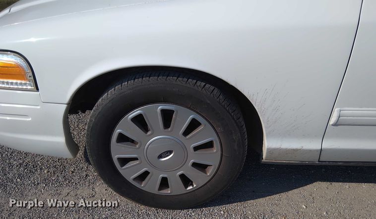 image for item EM8050 2009 Ford Crown Victoria Police Interceptor 