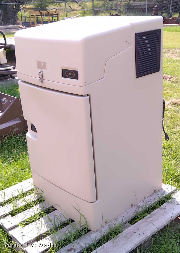 image for item EM8052 Sigma 900 water sampler