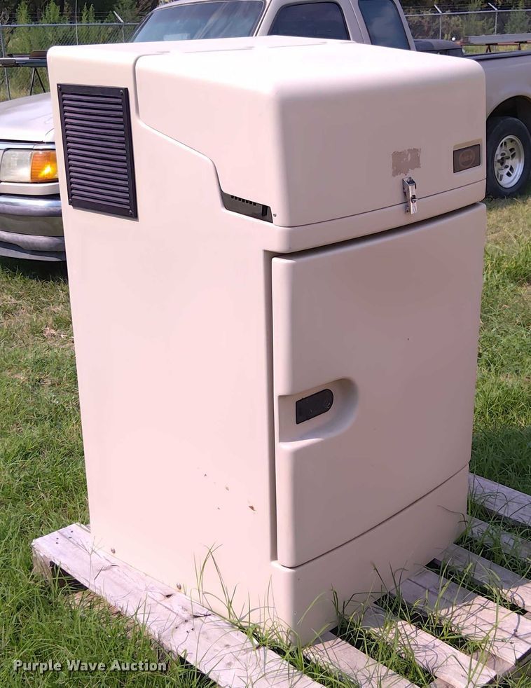 image for item EM8052 Sigma 900 water sampler