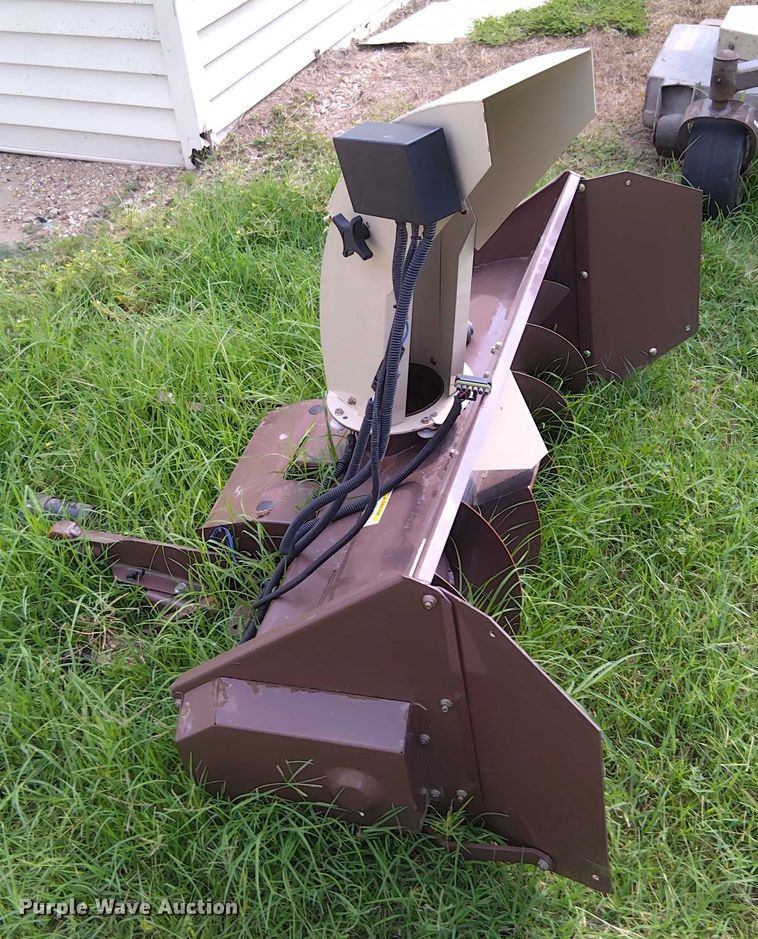 image for item EM8054 Grasshopper 412 snow blower