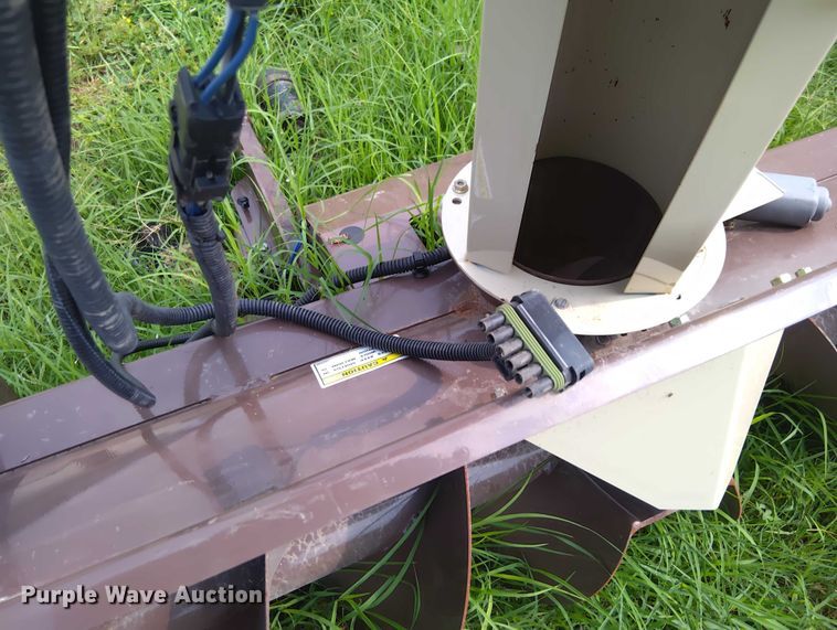 image for item EM8054 Grasshopper 412 snow blower