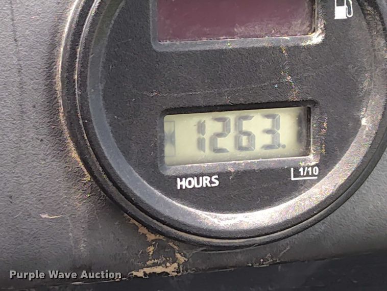 image for item EM8058 2014 Kawasaki Mule 4010 utility vehicle