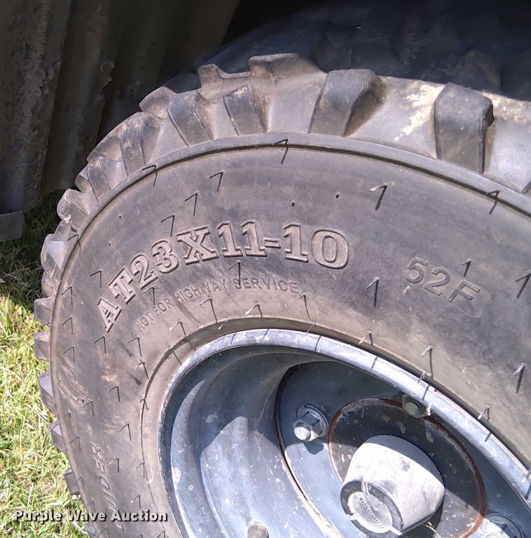 image for item EM8059 2014 Kawasaki Mule 4010 utility vehicle