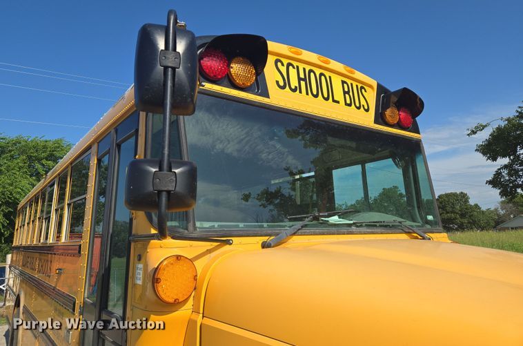 image for item EN8302 2016 IC CE school bus