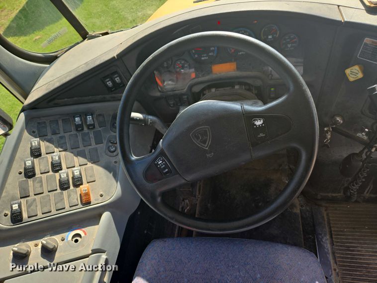 image for item EN8302 2016 IC CE school bus