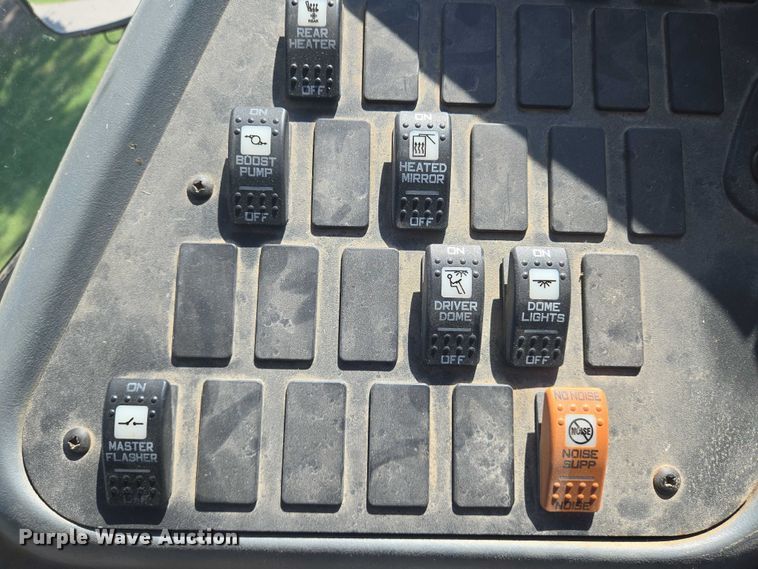 image for item EN8302 2016 IC CE school bus