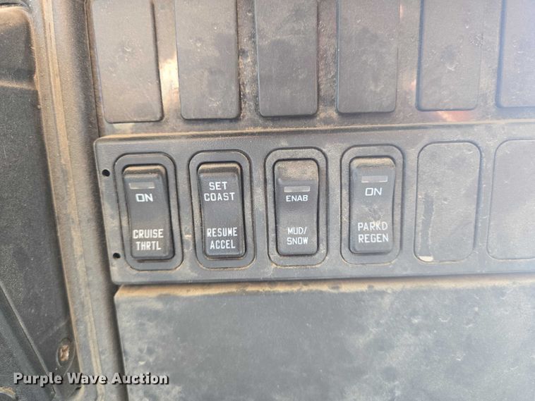 image for item EN8302 2016 IC CE school bus