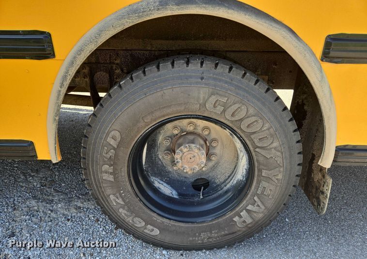 image for item EN8302 2016 IC CE school bus