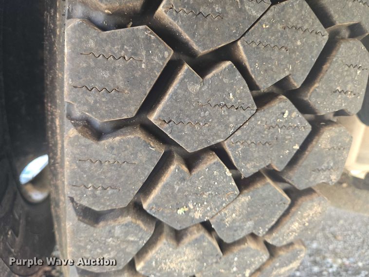 image for item EN8302 2016 IC CE school bus