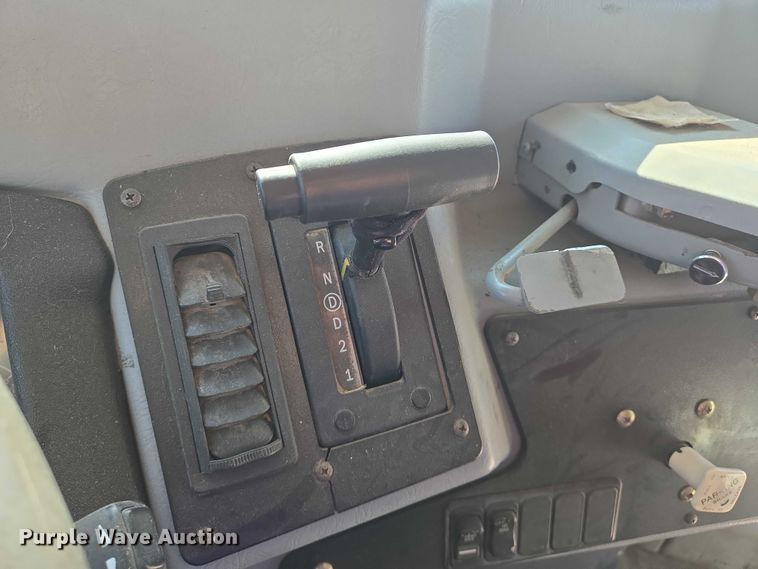 image for item EN8307 2010 Blue Bird school bus