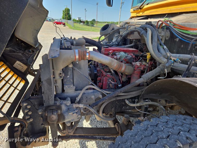 image for item EN8307 2010 Blue Bird school bus