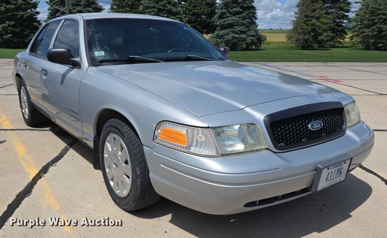 image for item EO1093 2011 Ford Crown Victoria Police Interceptor 