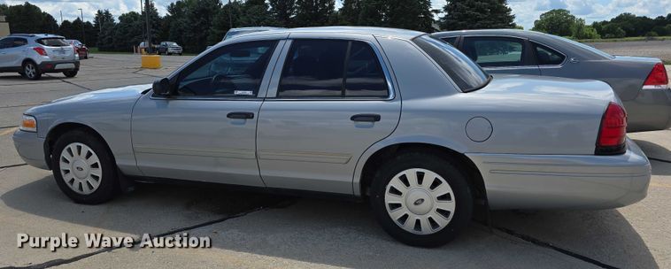 image for item EO1093 2011 Ford Crown Victoria Police Interceptor 