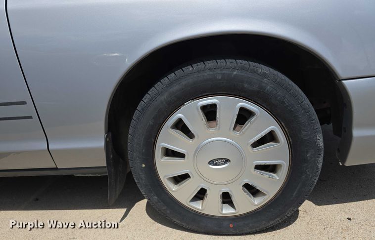 image for item EO1093 2011 Ford Crown Victoria Police Interceptor 