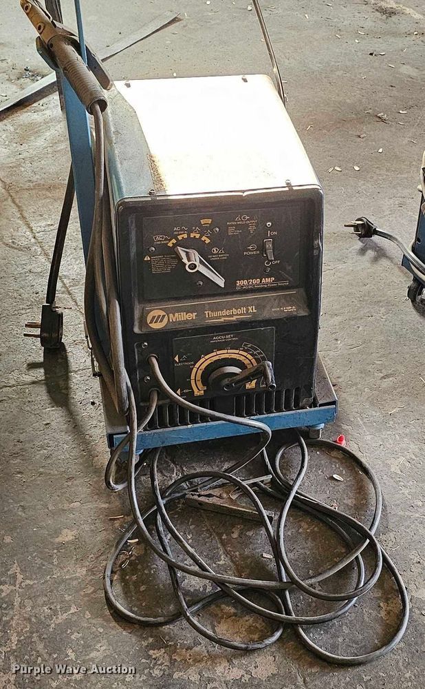 image for item EO1543 Miller Thunderbolt XL (3) Miller Thunderbolt XL welders