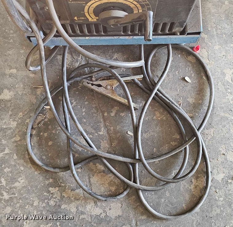 image for item EO1543 Miller Thunderbolt XL (3) Miller Thunderbolt XL welders