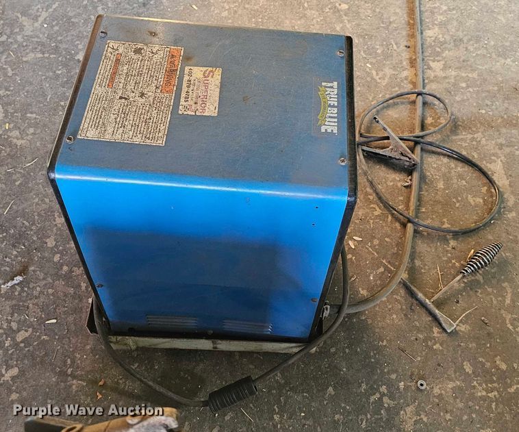 image for item EO1543 Miller Thunderbolt XL (3) Miller Thunderbolt XL welders