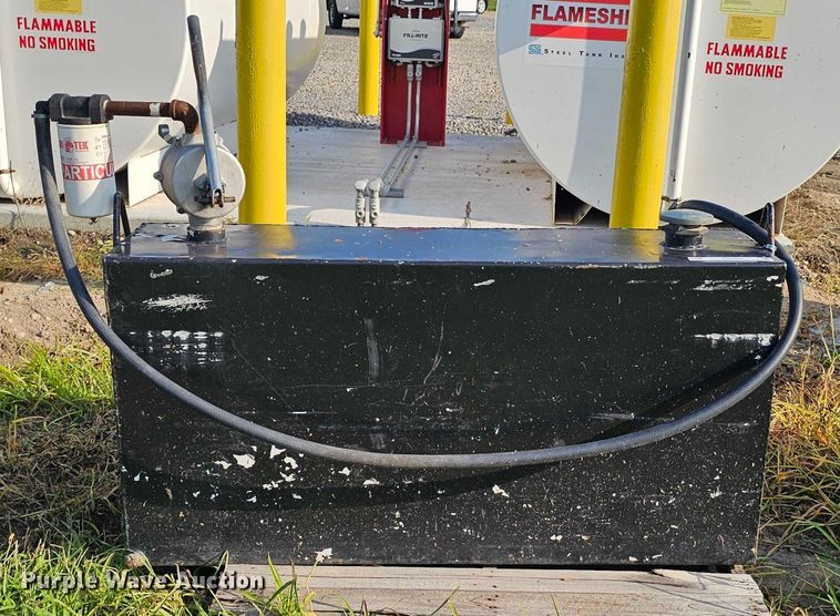 image for item EO1547 Auxiliary fuel tank