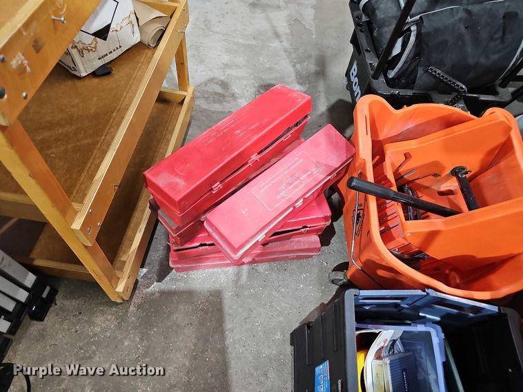 image for item EO1552 Janitorial equipment