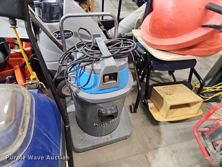 image for item EO1552 Janitorial equipment