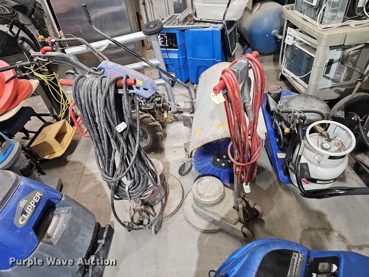 image for item EO1552 Janitorial equipment