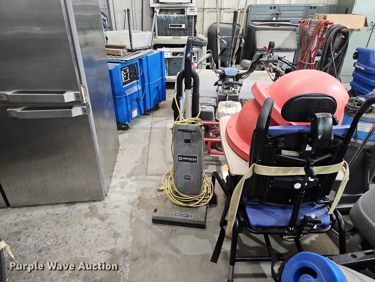 image for item EO1552 Janitorial equipment