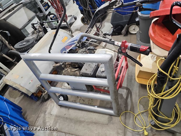 image for item EO1552 Janitorial equipment