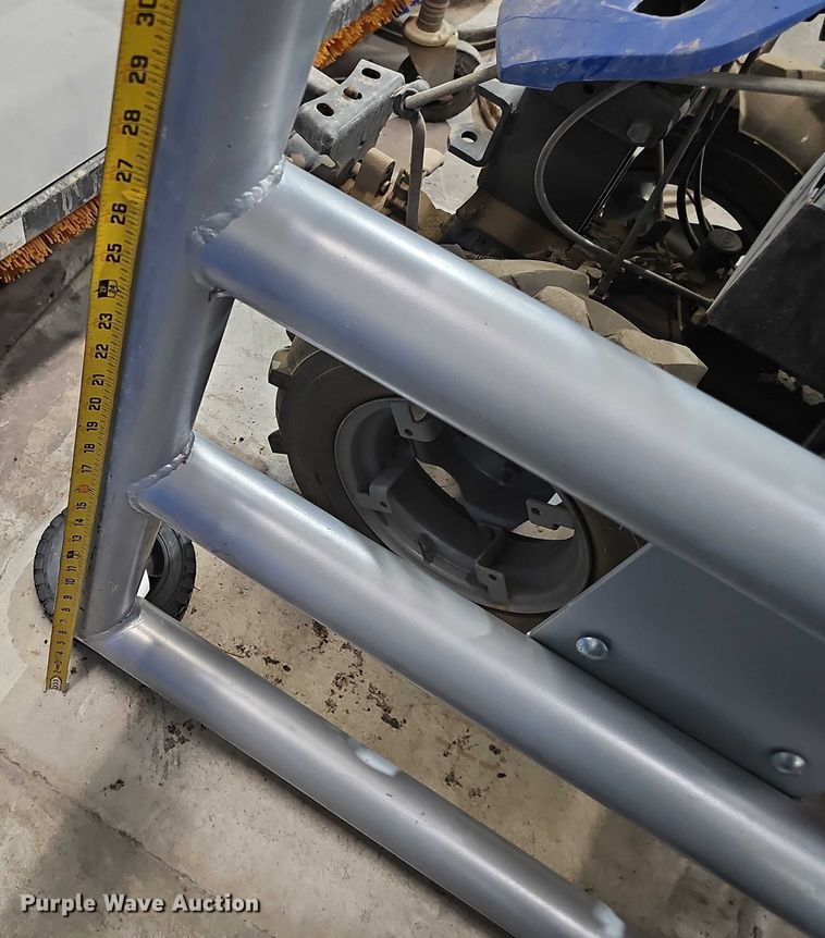 image for item EO1552 Janitorial equipment