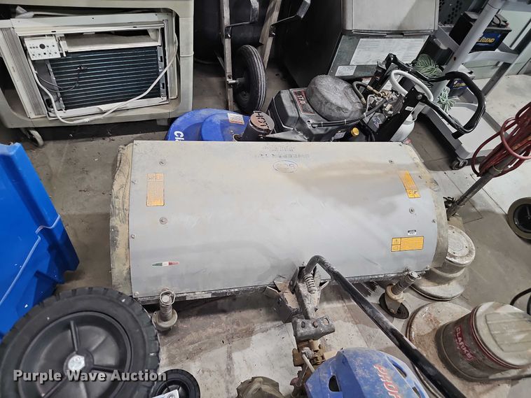 image for item EO1552 Janitorial equipment