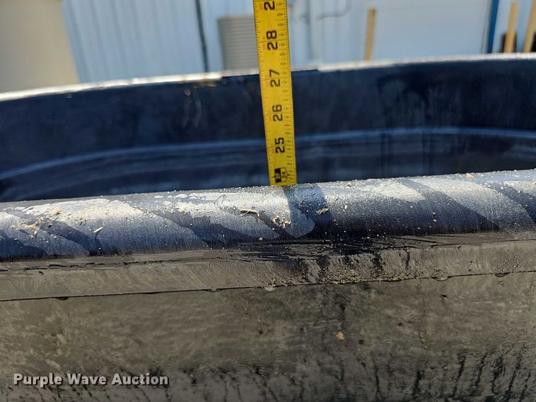 image for item EO1553 Lawn and garden equipment