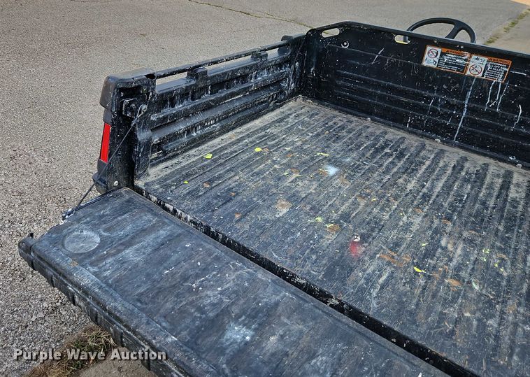 image for item EO4612 2014 John Deere Gator TX utility vehicle